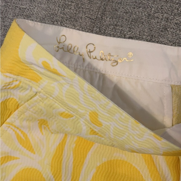 Women’s Lilly Pulitzer Size 0 Buttercup Shorts - Picture 3 of 4